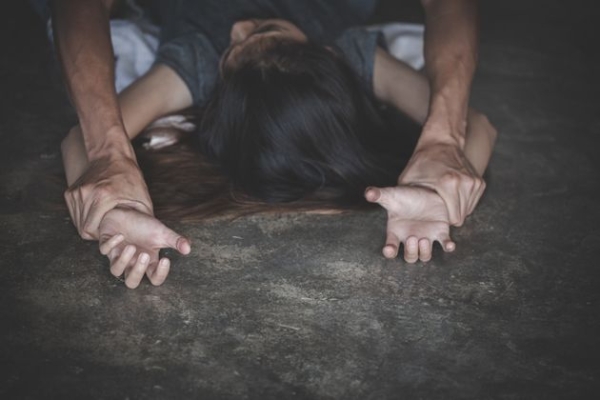 Γυναικοκτονία στη Λακωνία: 40χρονος ομολόγησε τη δολοφονία της 36χρονης συζύγου του