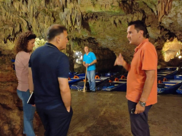 Νεοκλής Κρητικός: «Λύση στην ανάγκη στελέχωσης των Σπηλαίων Διρού το Πρόγραμμα Κατάρτισης Λεμβούχων»