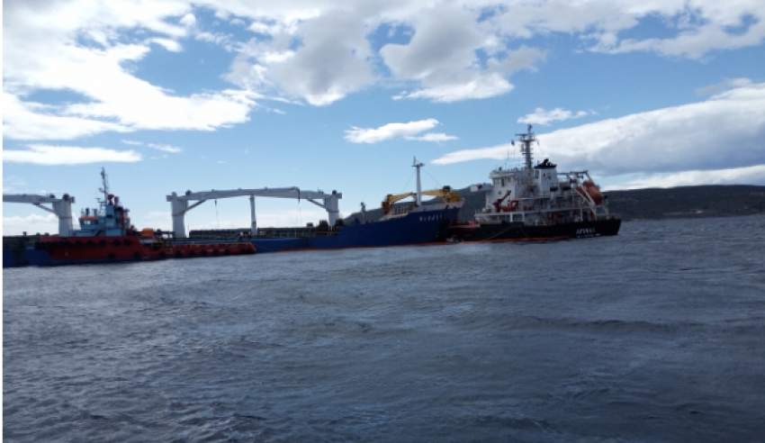Επιστολή Τριχείλη σε υπουργείο Ναυτιλίας "Να γίνουν  άμεσα οι ενέργειες για την απομάκρυνση των πλοίων από τον όρμο"
