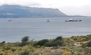 Αραχωβίτης και Δουμάνη επισκέφθηκαν το Λιμεναρχείο Νεάπολης για το  ατύχημα με τα πλοία ανοικτά των Κυθήρων