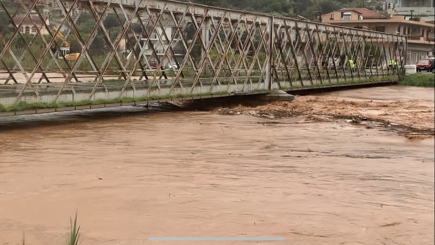 Πλημμυρικά φαινόμενα στην Σκάλα ..."Στο ίδιο έργο Θεατές" (VIDEO)